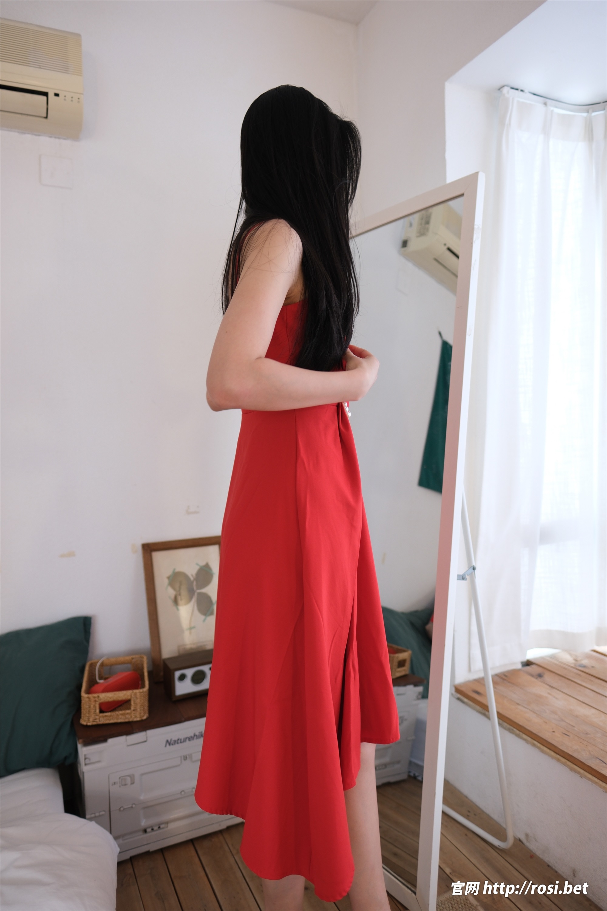 ROSI写真 2025.11.09 NO.5088